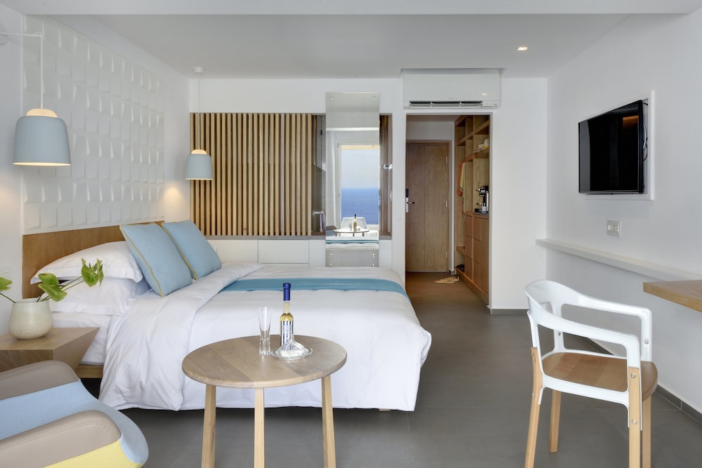 Myconian Korali Relais & Chateaux — Hotel rooms in Mykonos Town, South Aegean