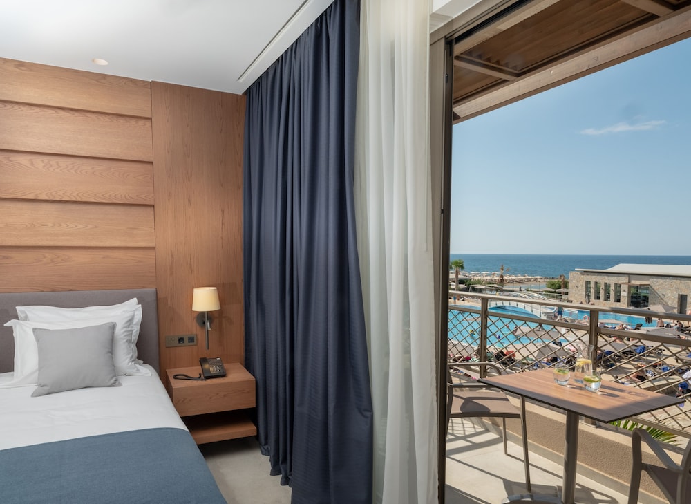 Nana Golden Beach - All Inclusive — Rooms in Stalida
