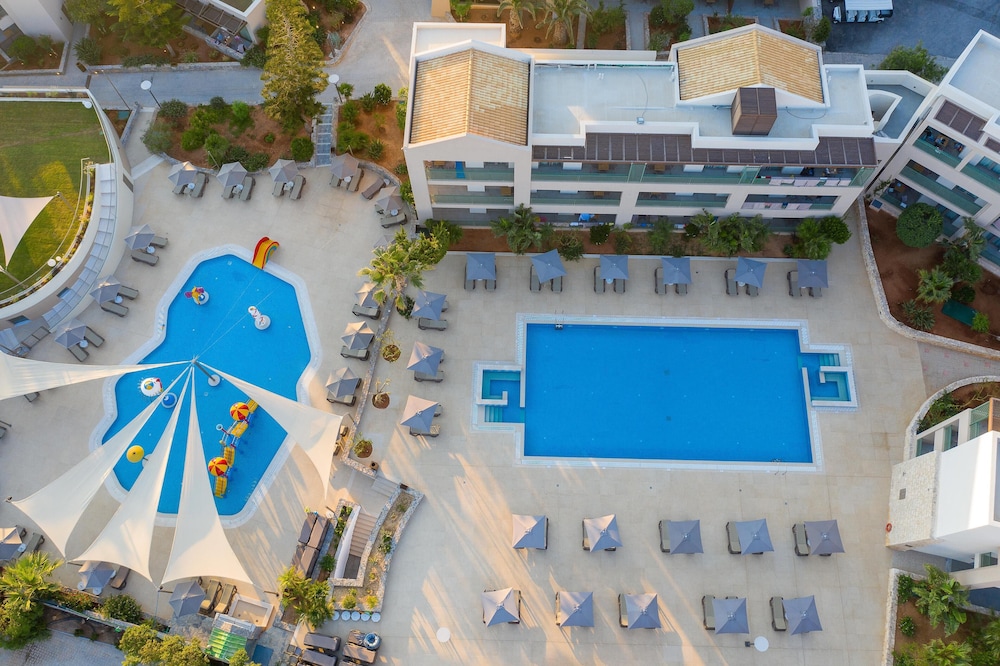 Nana Golden Beach - All Inclusive — Pool in Stalida