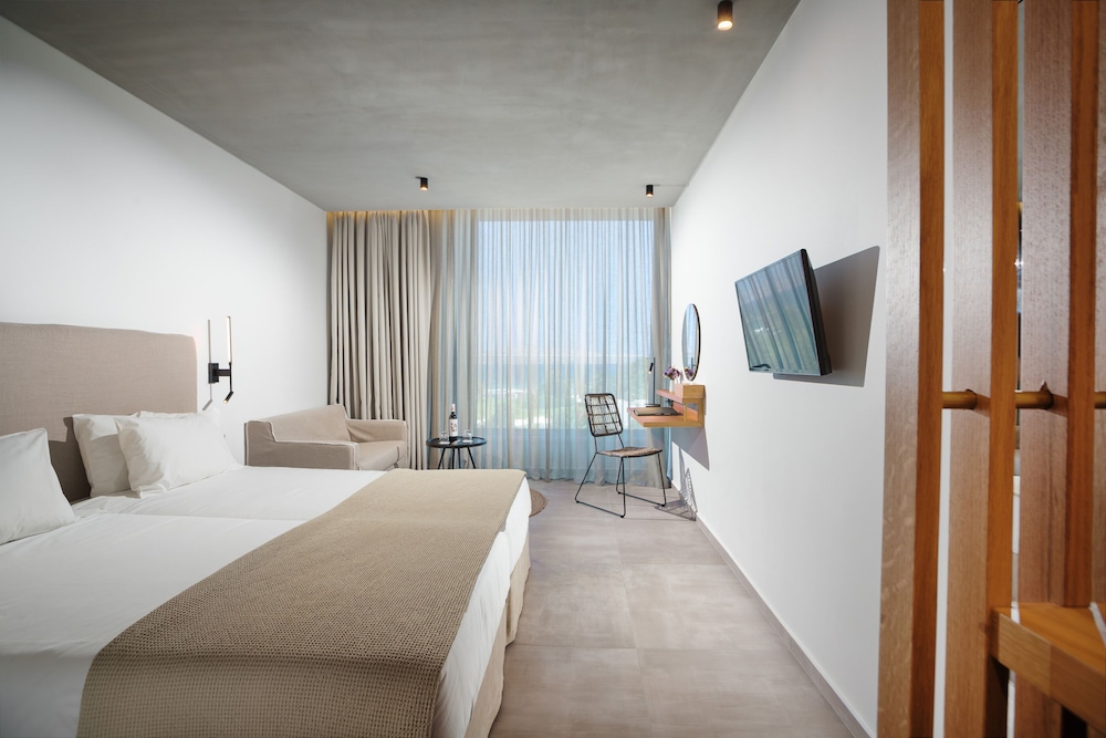 Caravia Beach Hotel & Bungalows - All Inclusive — Hotel rooms in Marmari (Kos), South Aegean
