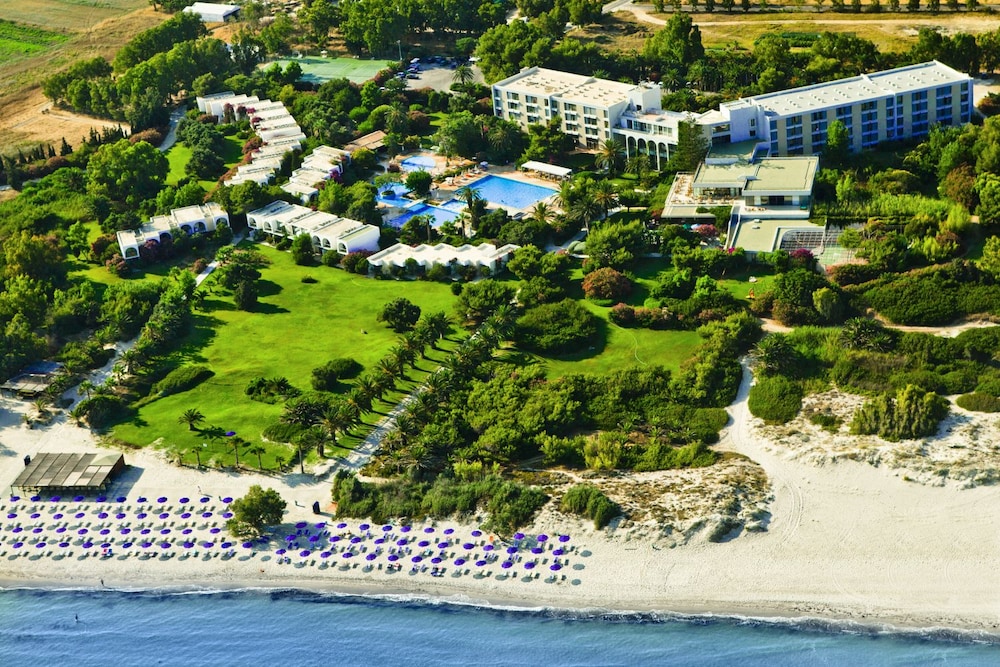 Caravia Beach Hotel & Bungalows - All Inclusive — Beach in Marmari (Kos), South Aegean