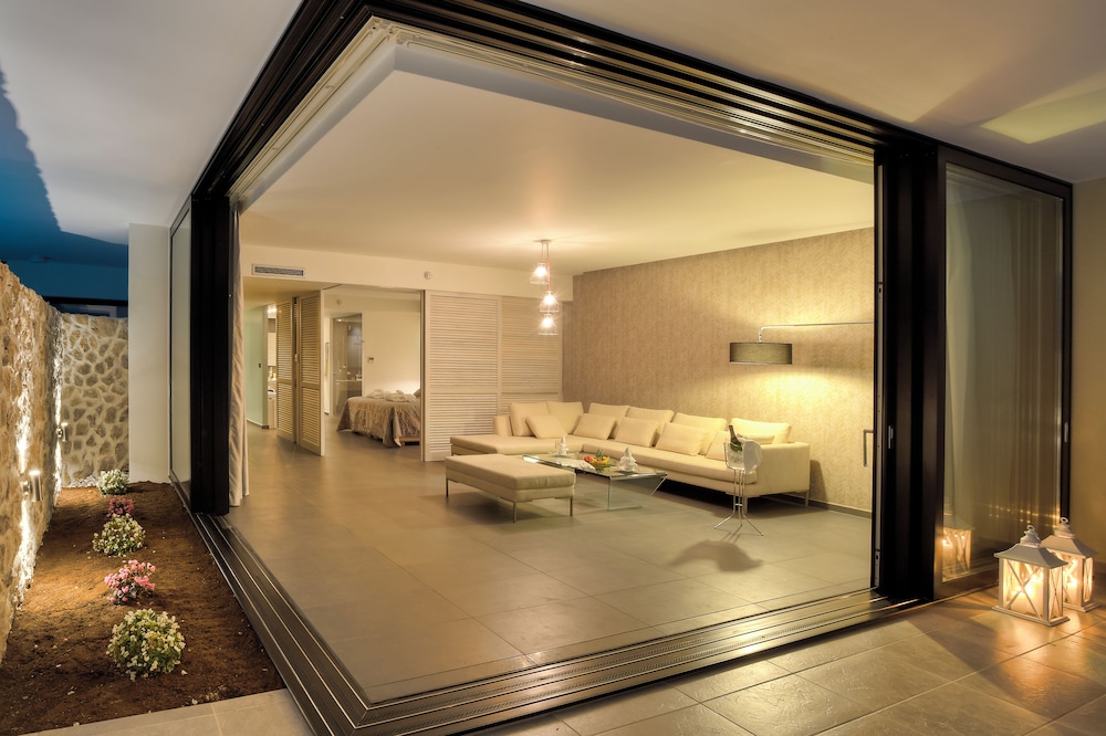 Caravia Beach Hotel & Bungalows - All Inclusive — Hotel rooms in Marmari (Kos), South Aegean