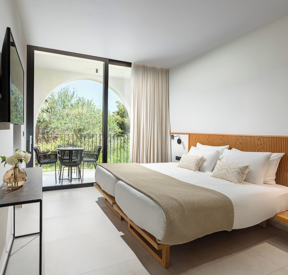 Caravia Beach Hotel & Bungalows - All Inclusive — Hotel rooms in Marmari (Kos), South Aegean