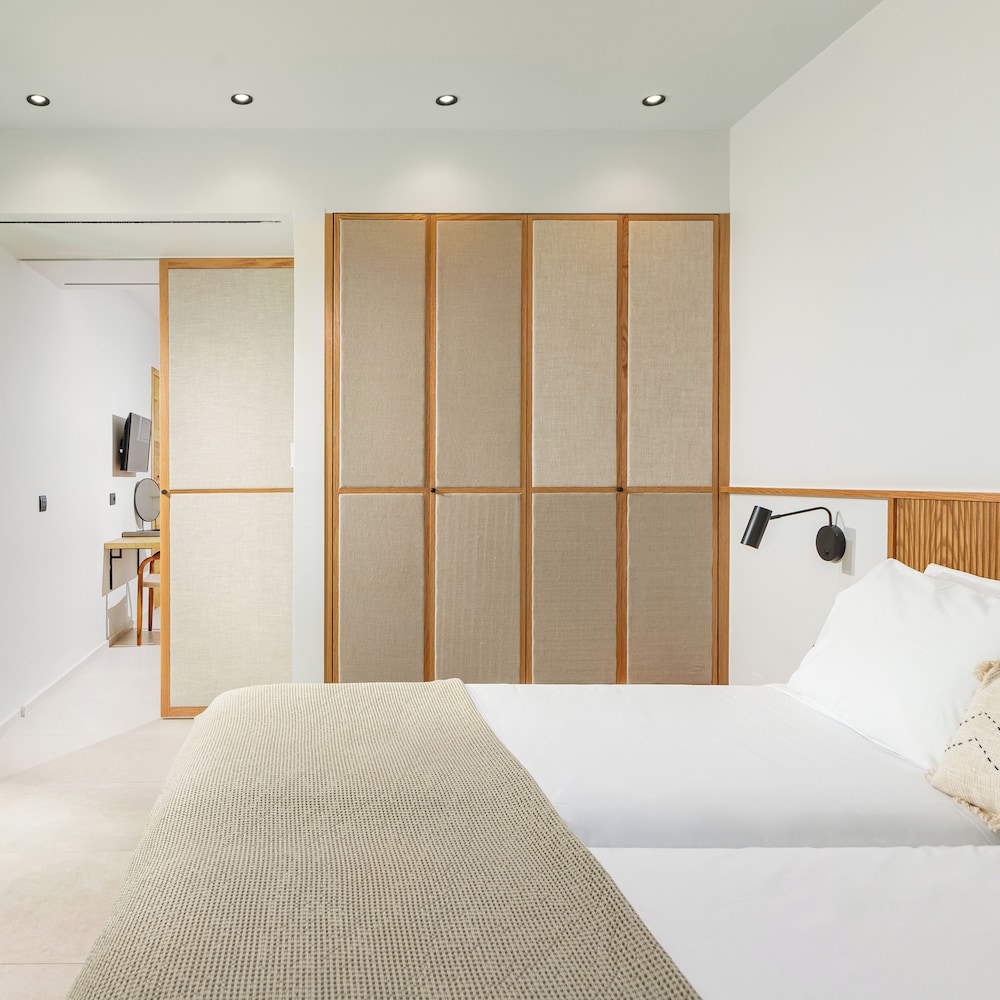 Caravia Beach Hotel & Bungalows - All Inclusive — Hotel rooms in Marmari (Kos), South Aegean