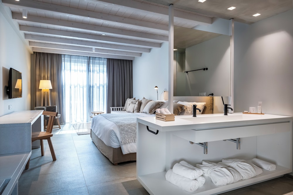 Caravia Beach Hotel & Bungalows - All Inclusive — Hotel rooms in Marmari (Kos), South Aegean