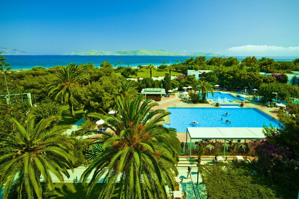 Caravia Beach Hotel & Bungalows - All Inclusive — Swimming pool in Marmari (Kos), South Aegean