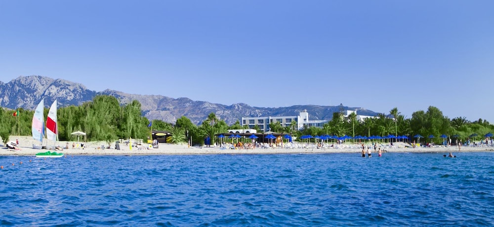 Caravia Beach Hotel & Bungalows - All Inclusive — Beach in Marmari (Kos), South Aegean