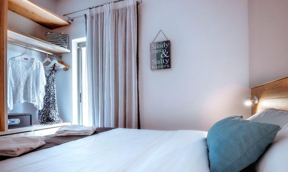 Zeus Hotels Neptuno Beach - All Inclusive — Hotel rooms in Gazi
