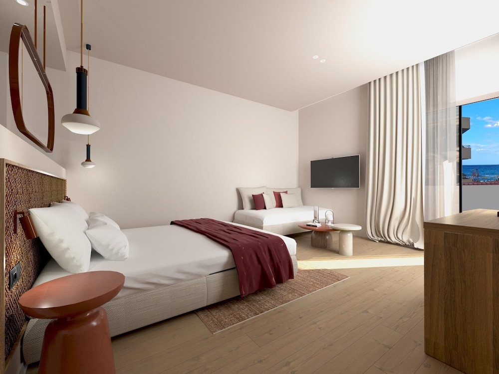 Zeus Hotels Neptuno Beach - All Inclusive — Hotel rooms in Gazi