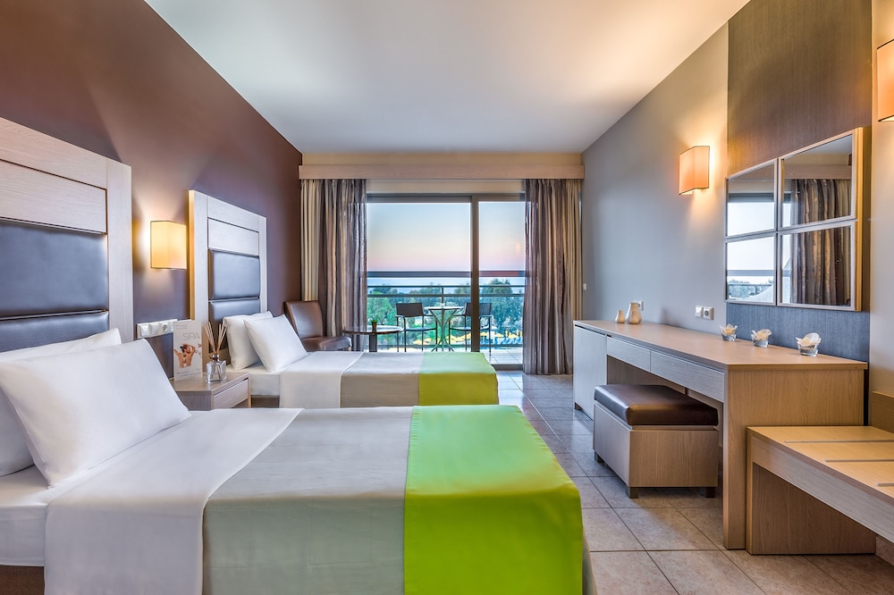 Kipriotis Hippocrates Hotel by Anayia All Inclusive Resorts — Hotel rooms in Psalidi, South Aegean