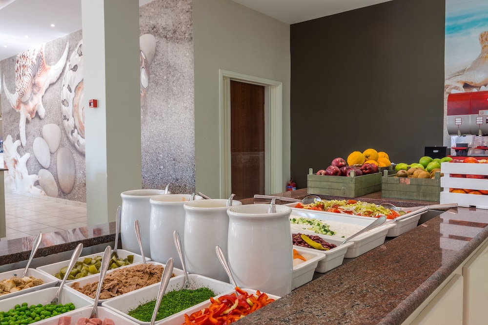 Kipriotis Hippocrates Hotel by Anayia All Inclusive Resorts — Restaurant & bars in Psalidi, South Aegean