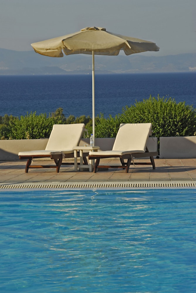 Kipriotis Hippocrates Hotel by Anayia All Inclusive Resorts — Swimming pool in Psalidi, South Aegean