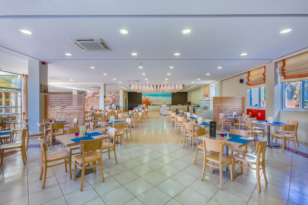 Kipriotis Hippocrates Hotel by Anayia All Inclusive Resorts — Restaurant & bars in Psalidi, South Aegean
