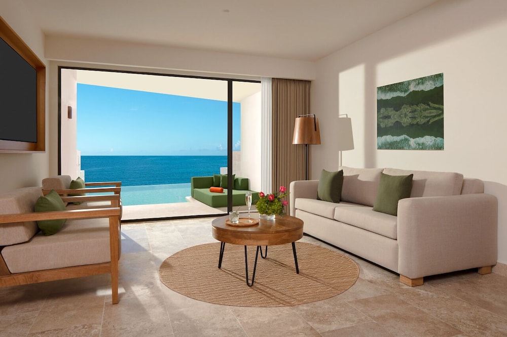 Dreams Sapphire Resort & Spa - All Inclusive — Hotel rooms in Puerto Morelos, Quintana Roo