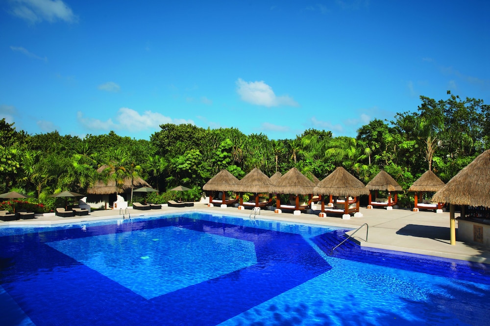 Dreams Sapphire Resort & Spa - All Inclusive — Swimming pool in Puerto Morelos, Quintana Roo