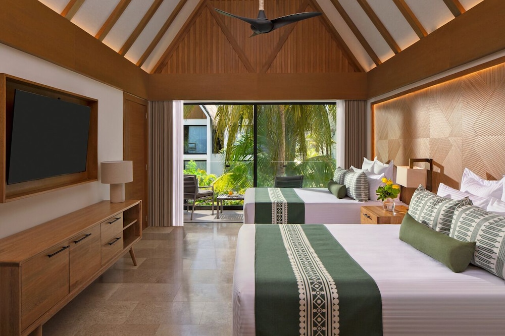 Dreams Sapphire Resort & Spa - All Inclusive — Hotel rooms in Puerto Morelos, Quintana Roo