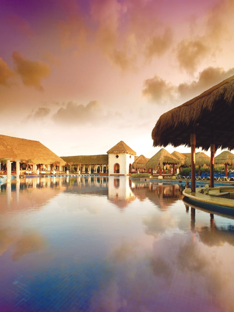 Dreams Sapphire Resort & Spa - All Inclusive — Swimming pool in Puerto Morelos, Quintana Roo
