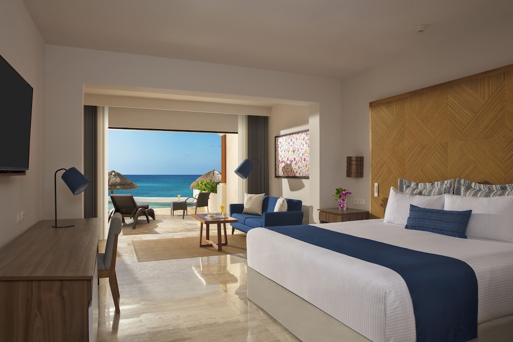 Dreams Sapphire Resort & Spa - All Inclusive — Hotel rooms in Puerto Morelos, Quintana Roo