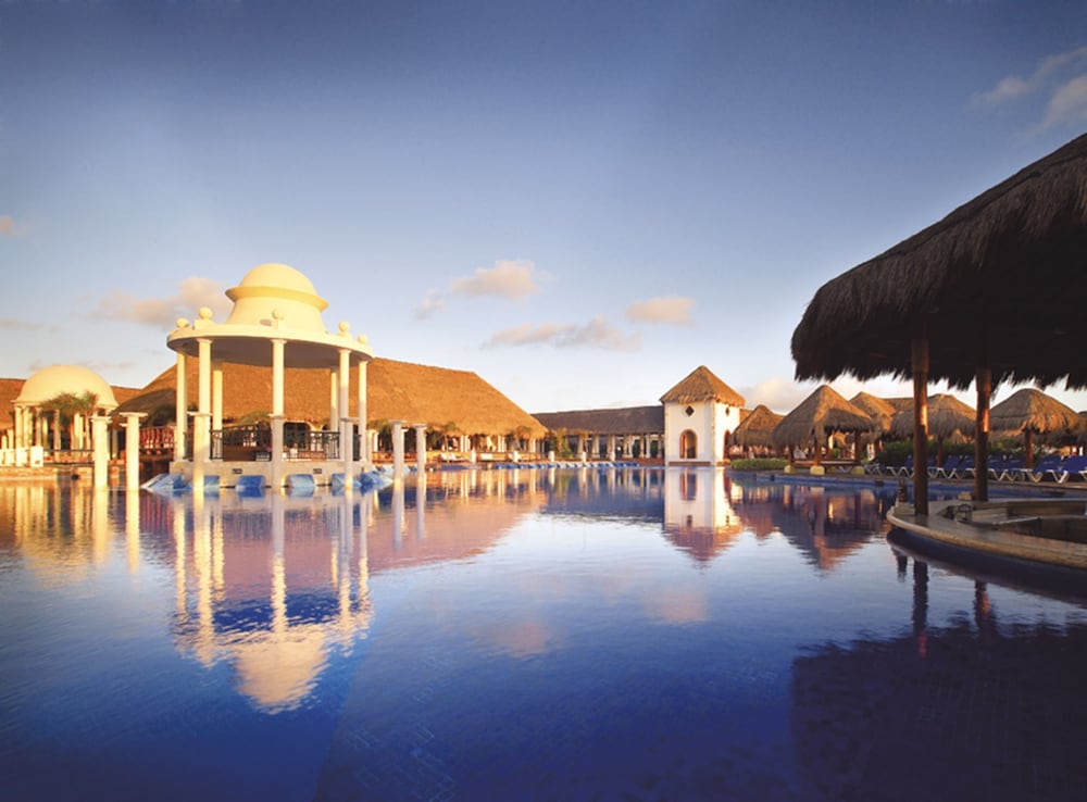 Dreams Sapphire Resort & Spa - All Inclusive — Swimming pool in Puerto Morelos, Quintana Roo