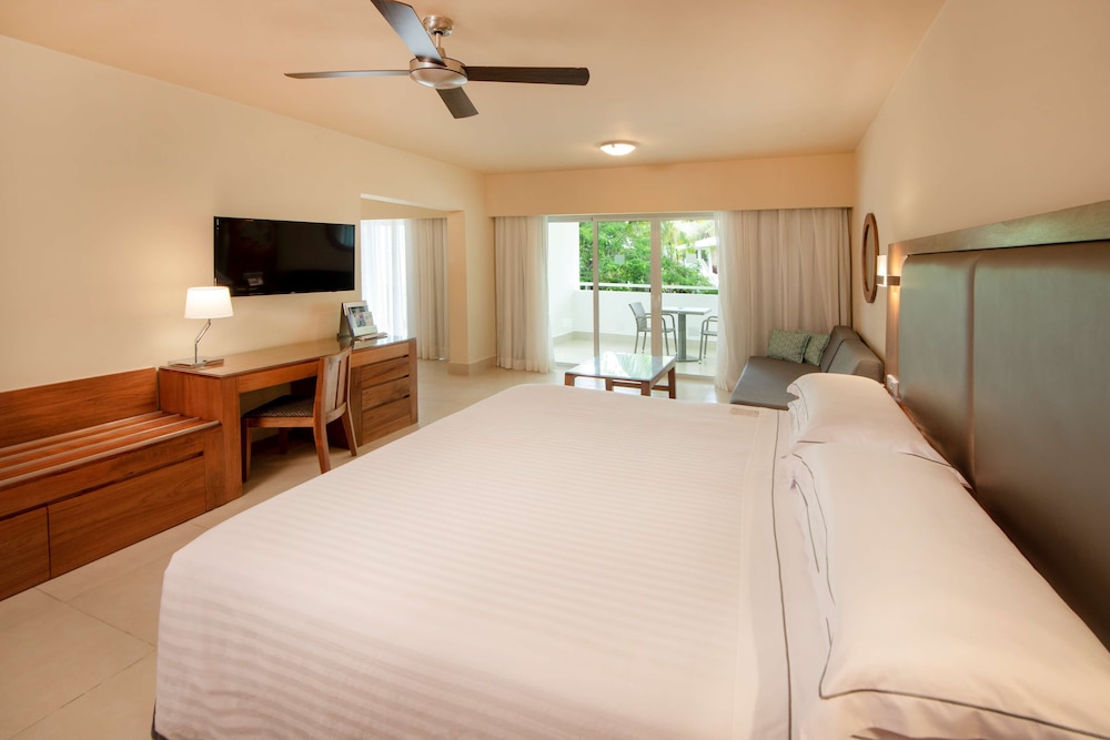 Occidental Punta Cana - All Inclusive — Hotel rooms in Bavaro, La Altagracia