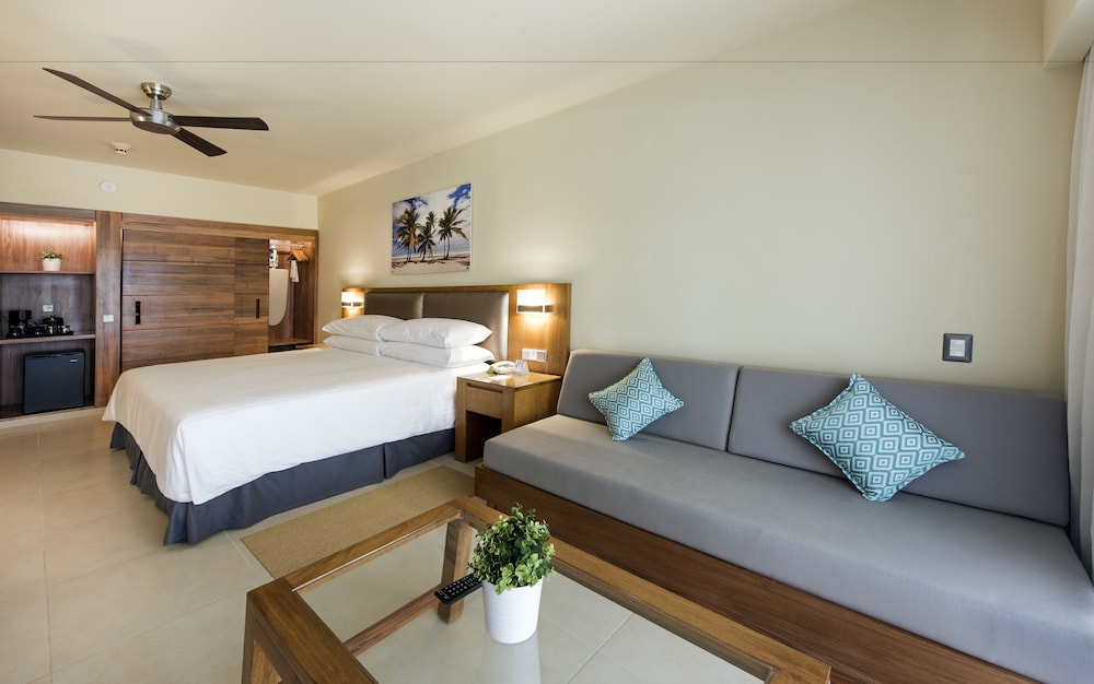 Occidental Punta Cana - All Inclusive — Hotel rooms in Bavaro, La Altagracia