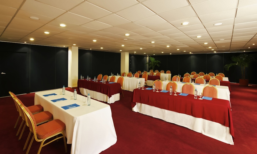 Ocean Maya Royale - Adults Only -  All Inclusive — Hotel building in Playa del Carmen, Quintana Roo
