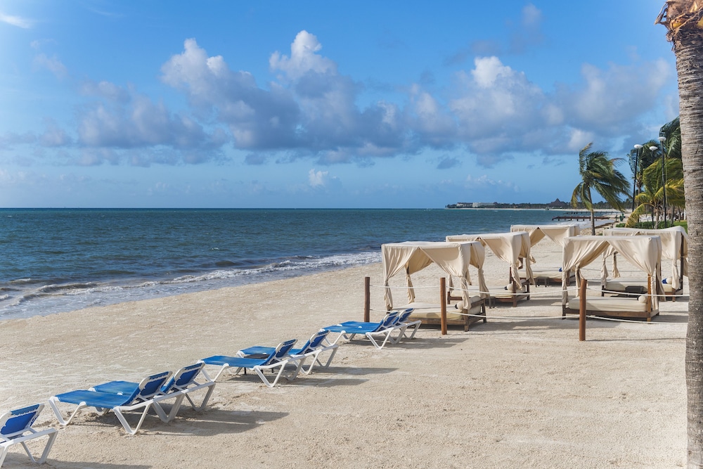 Ocean Maya Royale - Adults Only -  All Inclusive — Beach in Playa del Carmen, Quintana Roo