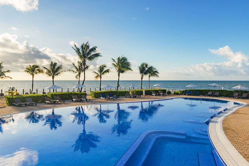 Ocean Maya Royale - Adults Only -  All Inclusive — Main photo in Playa del Carmen, Quintana Roo