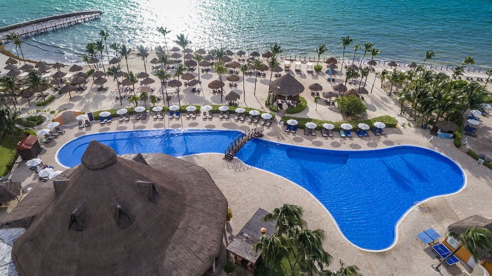 Ocean Maya Royale - Adults Only -  All Inclusive — Beach in Playa del Carmen, Quintana Roo