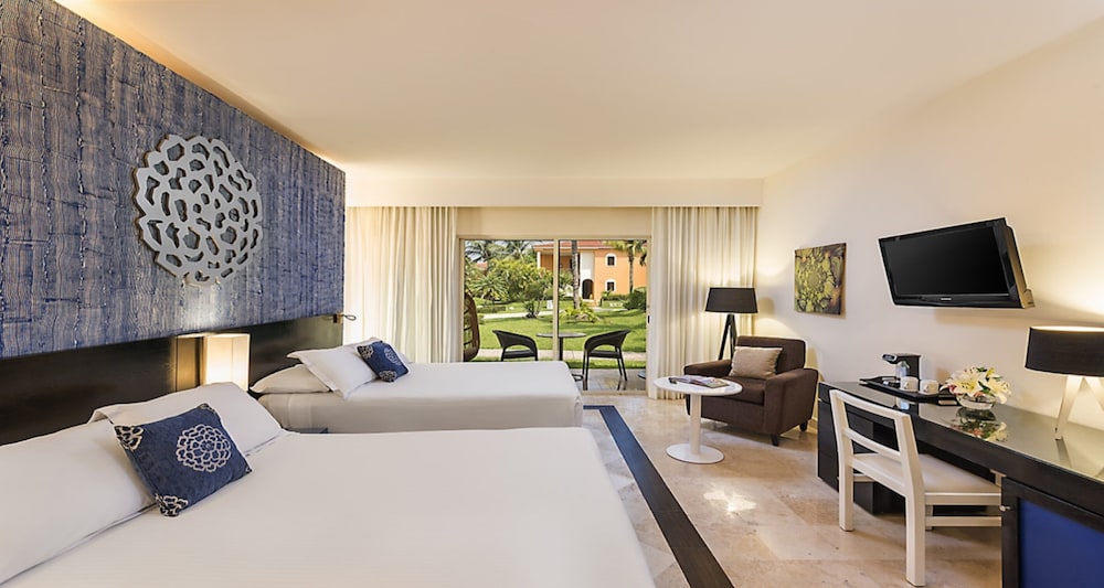 Ocean Maya Royale - Adults Only -  All Inclusive — Hotel rooms in Playa del Carmen, Quintana Roo
