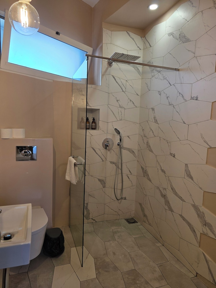 ASPA Studios - Urban Conscious Living — Hotel rooms in Funchal, Madeira