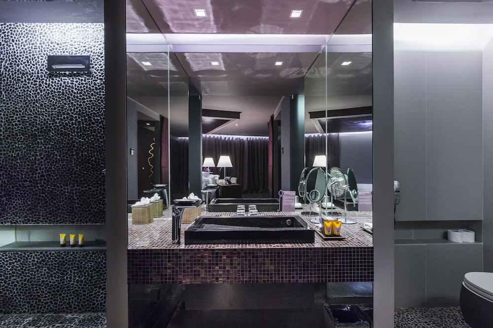 The Vine — Hotel rooms in Funchal, Madeira