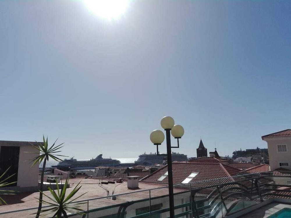 Hotel Windsor — Attractions in the area in Funchal, Madeira