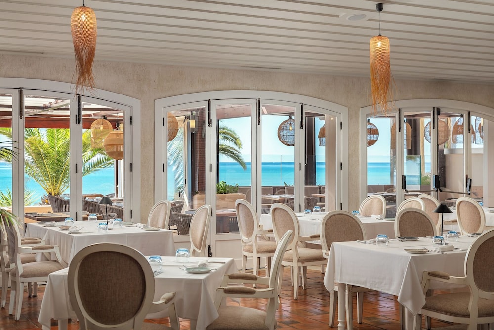 Grande Real Santa Eulalia Resort — Restaurant & bars in Albufeira, Faro