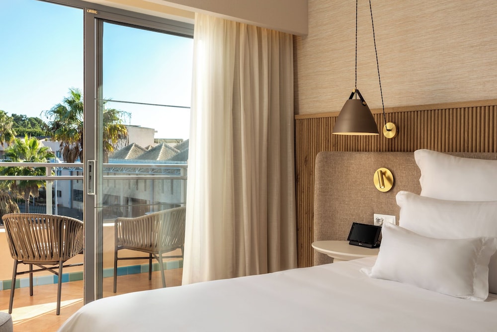 Grande Real Santa Eulalia Resort — Hotel rooms in Albufeira, Faro