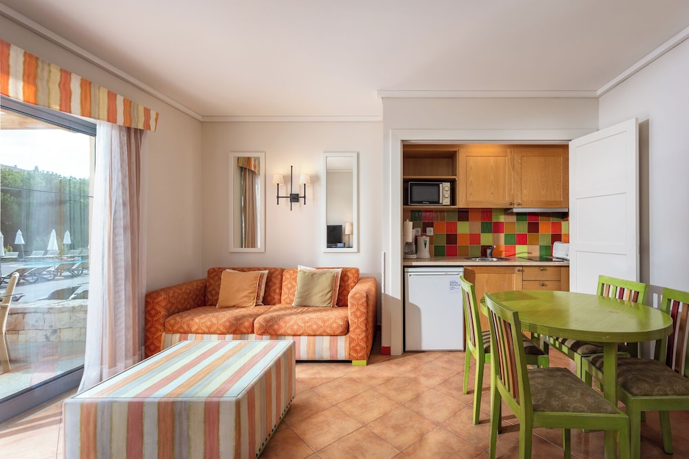 Grande Real Santa Eulalia Resort — Hotel rooms in Albufeira, Faro