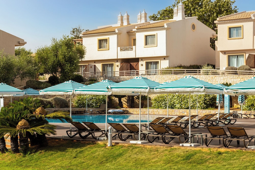 Grande Real Santa Eulalia Resort — Swimming pool in Albufeira, Faro