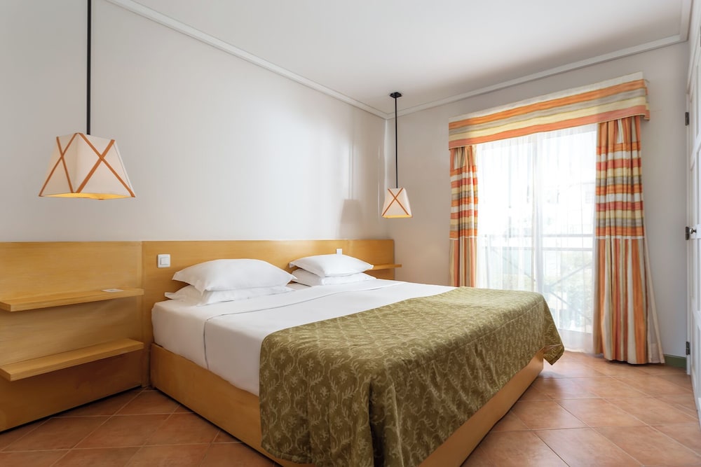 Grande Real Santa Eulalia Resort — Hotel rooms in Albufeira, Faro