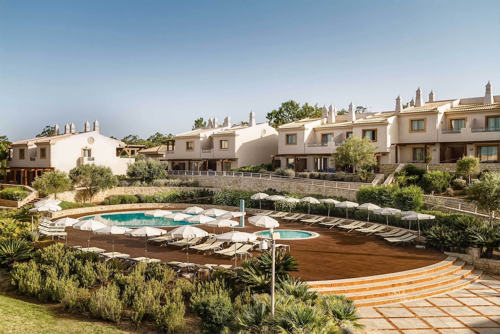 Grande Real Santa Eulalia Resort — Swimming pool in Albufeira, Faro