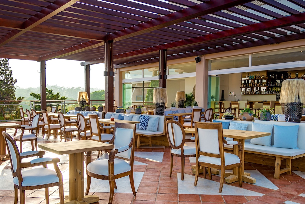 Grande Real Santa Eulalia Resort — Restaurant & bars in Albufeira, Faro