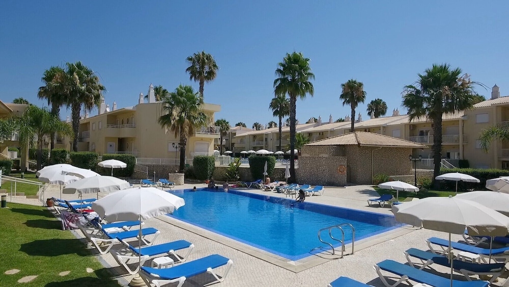 Jardins Vale de Parra — Swimming pool in Albufeira, Faro