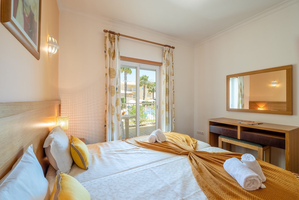 Jardins Vale de Parra — Hotel rooms in Albufeira, Faro