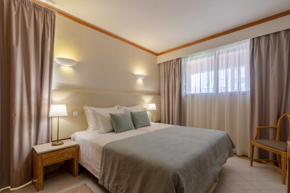 Luna Clube Oceano — Hotel rooms in Albufeira, Faro