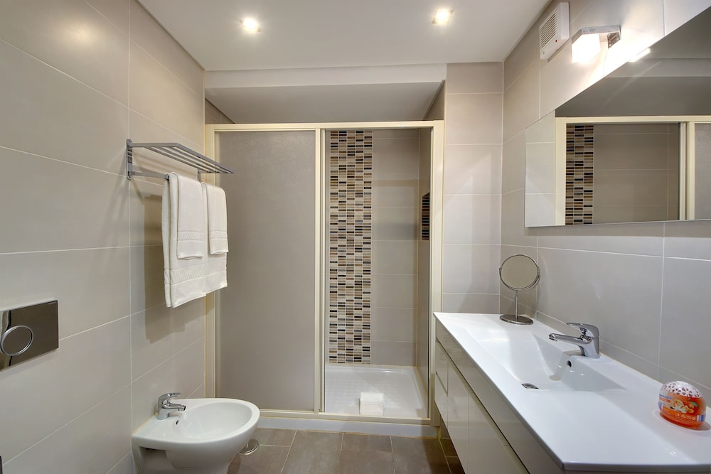 Novochoro Apartments — Hotel rooms in Albufeira, Faro
