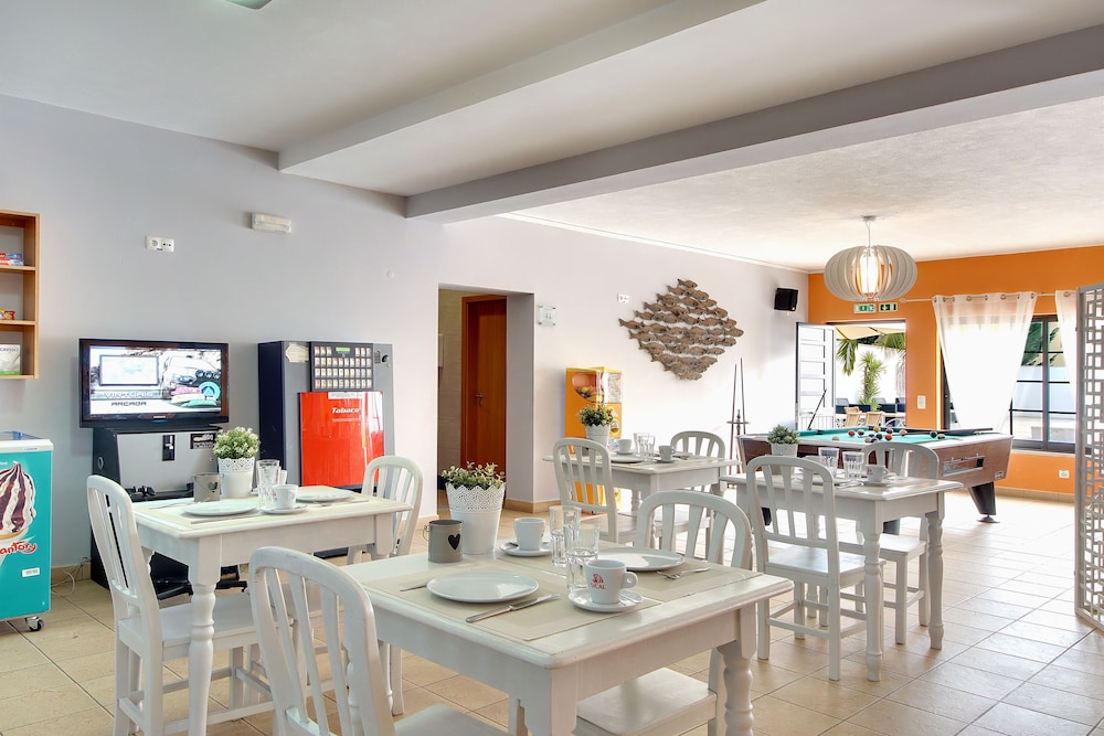 Novochoro Apartments — Restaurant & bars in Albufeira, Faro