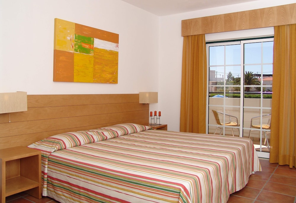 Novochoro Apartments — Hotel rooms in Albufeira, Faro