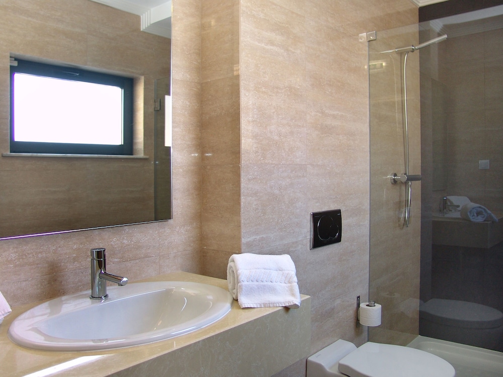 Novochoro Apartments — Hotel rooms in Albufeira, Faro