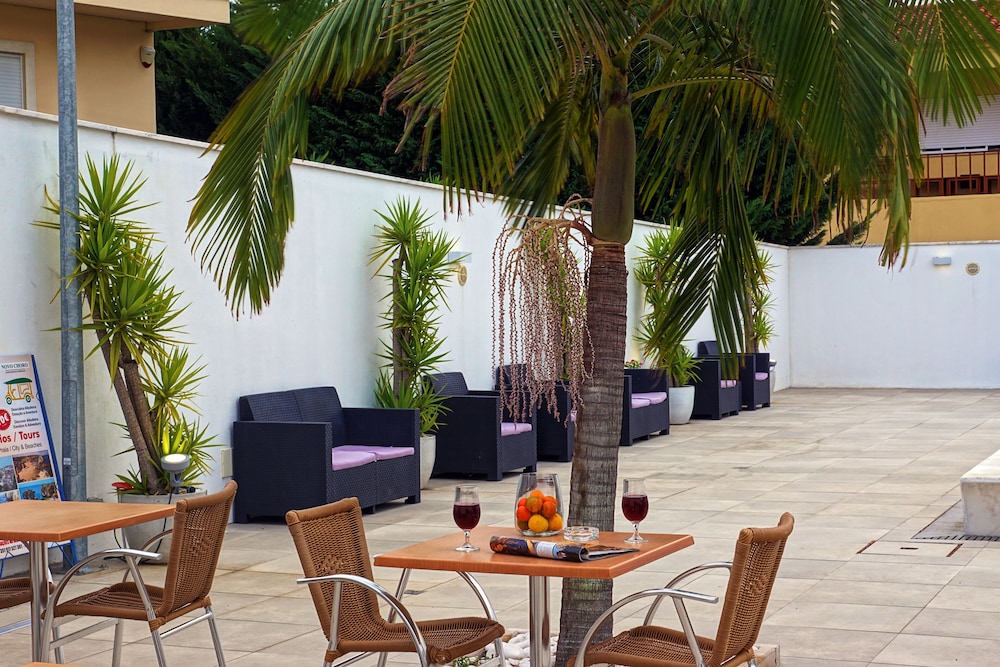 Novochoro Apartments — Restaurant & bars in Albufeira, Faro