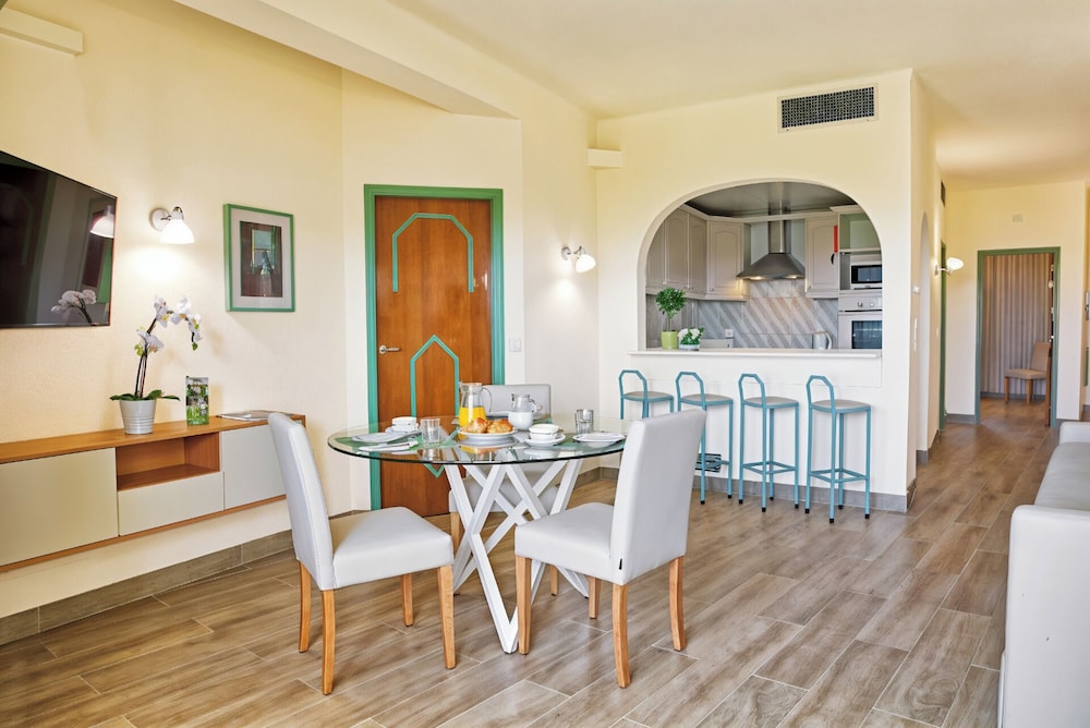 Ondamar Hotel — Hotel rooms in Albufeira, Faro