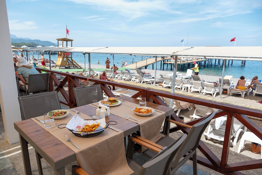 Fore Resort & Spa — Restaurant & bars in Kemer